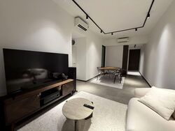Midtown Modern (D7), Apartment #579570941
